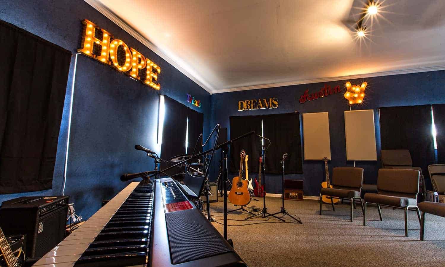5 Ways Recovery Unplugged Integrates Music into Addiction Recovery|Addiction in the Workplace: Industries with the Highest Rates of Substance Abuse|5 Ways Recovery Unplugged Integrates Music into Addiction Recovery